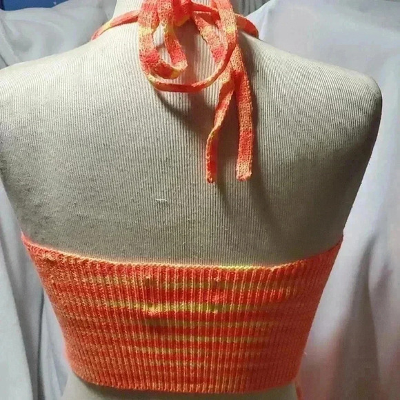 Lovely bright 2 piece - Picture 3 of 8